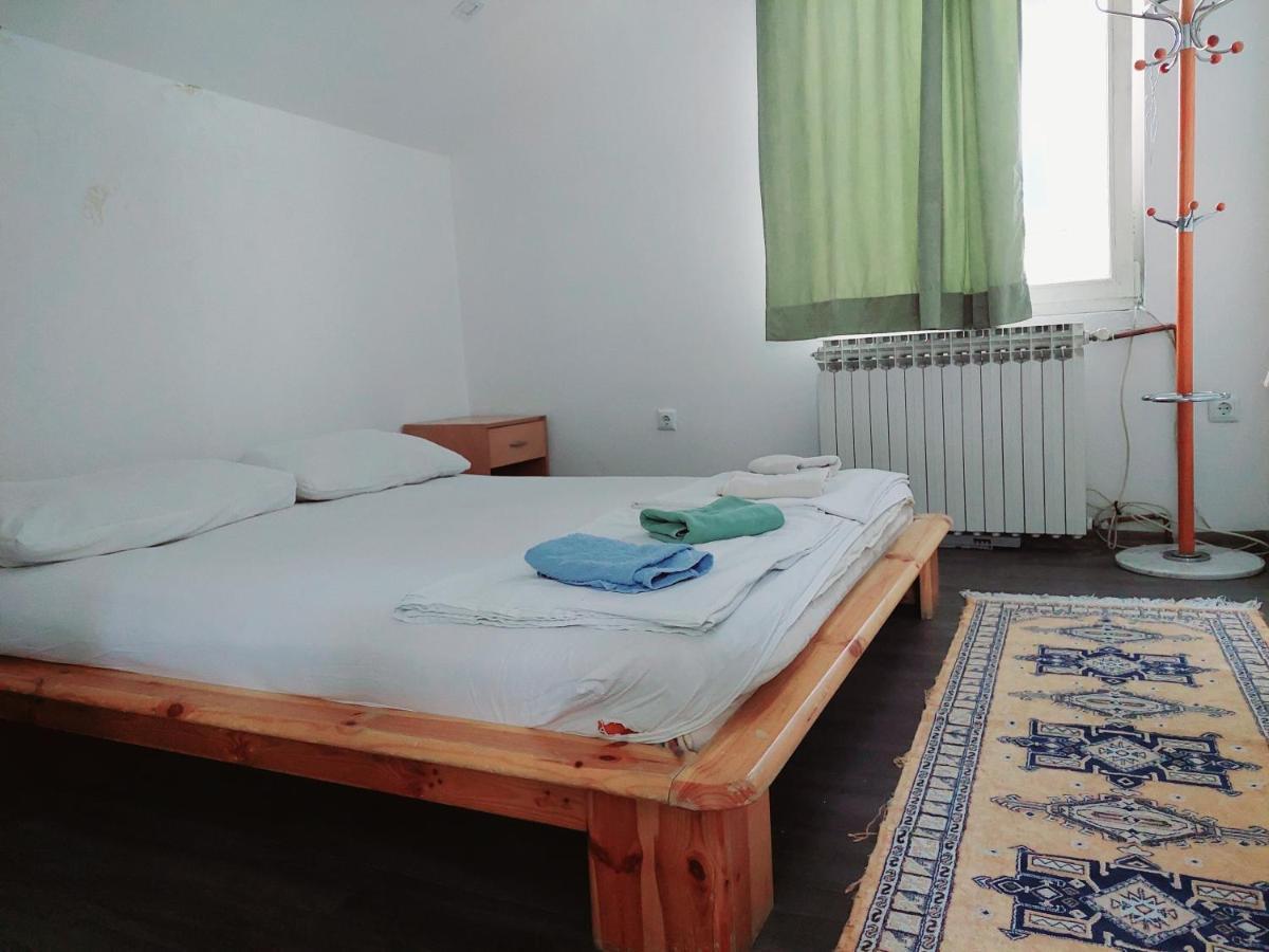 Hostel Hayat Sarajevo Bagian luar foto