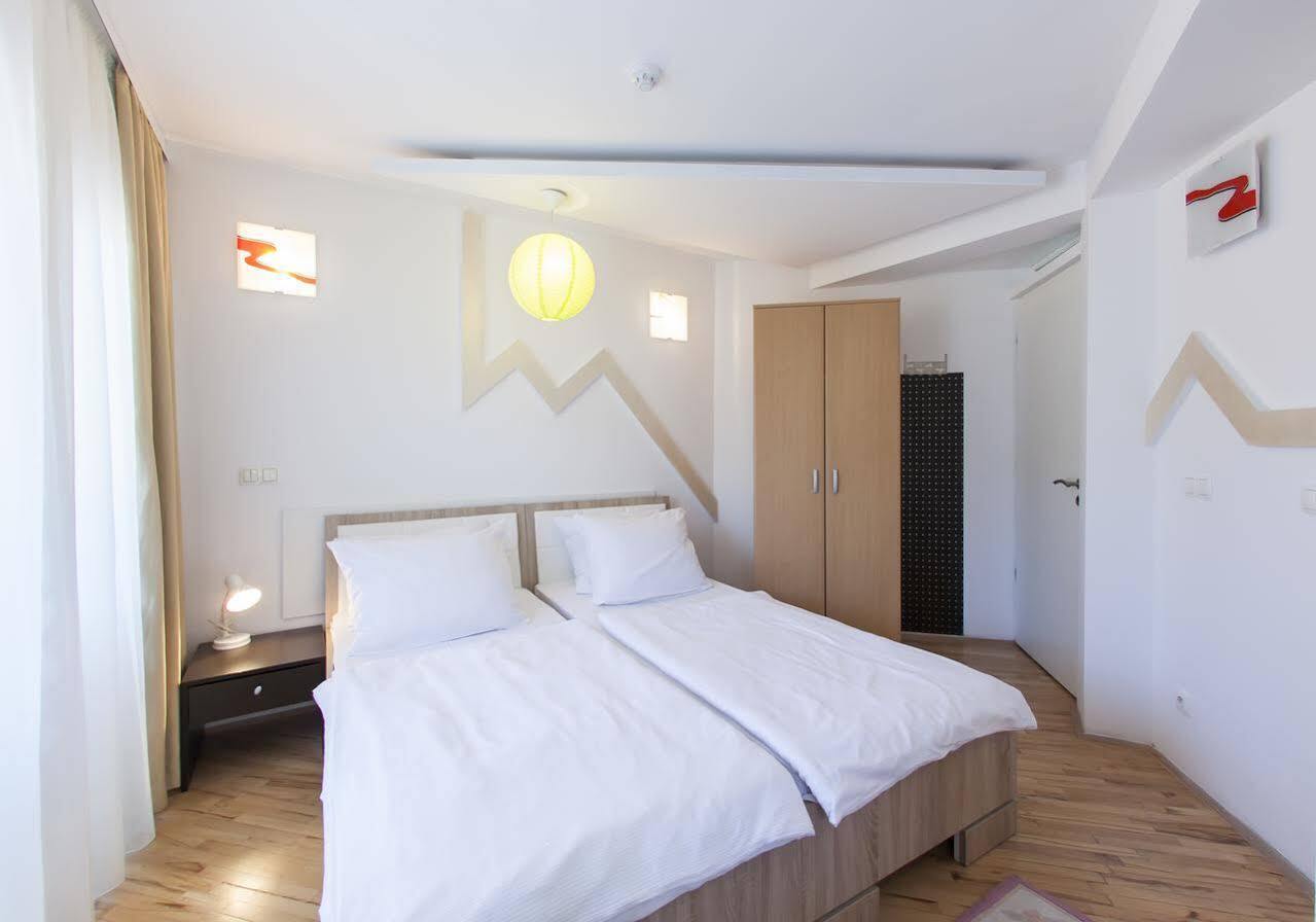 Hostel Hayat Sarajevo Bagian luar foto